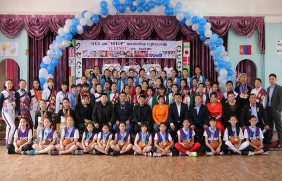 “Өнөр” цогцолбор сургуулийн олимпын танхимтай танилцлаа