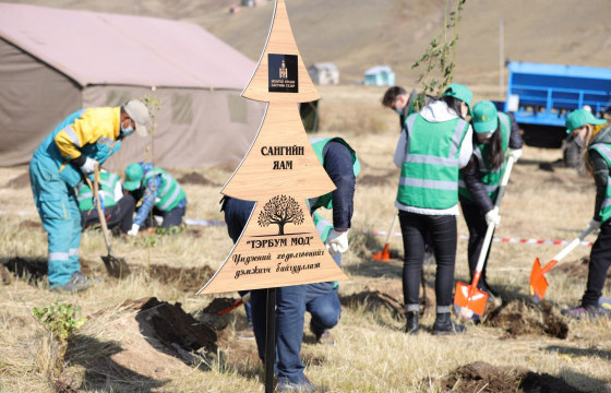 ЕРӨНХИЙЛӨГЧИД ЗОРИУЛЖ, БААХАН СУУЛГАЦ 