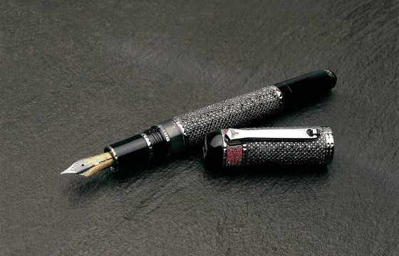 Дэлхийн хамгийн үнэтэй ЗУРГААН үзэг