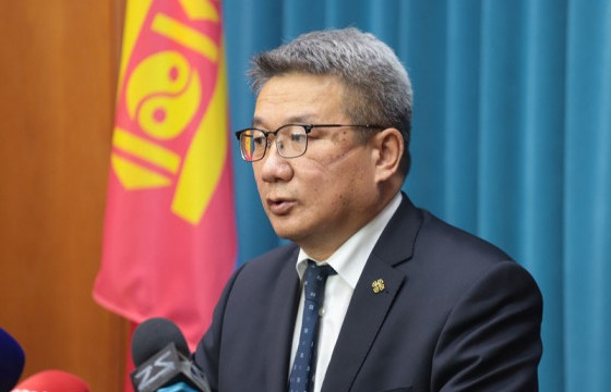 Г.ЁНДОН: Засгийн газрын хуралдаанд газрын тостой холбоотой асуудлаар танилцуулга хийсэн