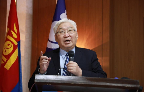 Э.БАТ-ҮҮЛ: Х.Баттулгыг намын даргаар бүртгэхгүй гэдэгт итгэлтэй байна