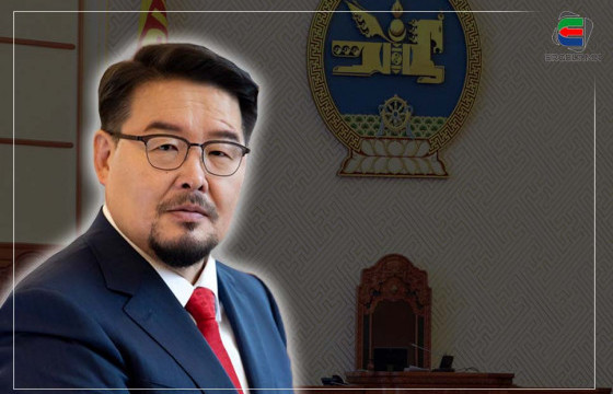 УИХ-ЫН ДАРГА АЙХДАА УЛС ДАМПУУРСНЫГ ЗАРЛАЧИХАВ УУ