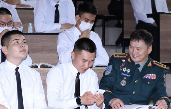 “Оюутан цэрэг” хөтөлбөрт 5000 гаруй оюутан хамрагдаж, цэргийн алба хаажээ