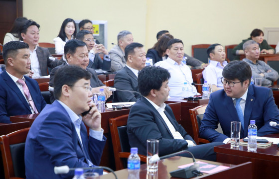 Сүхбаатар аймгийн ИТХ-ын төлөөлөгчид чадавхыг бэхжүүлэх сургалтад хамрагдлаа