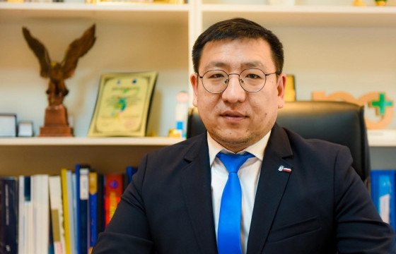 Хоёр хүн амиа алдчихаад байхад Нэгдүгээр эмнэлгийн дарга Б.Хишигжаргалд яагаад хариуцлага тооцохгүй байна вэ 