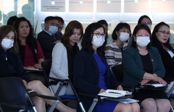 “Ёс зүйн зөвлөлийг бэхжүүлэх нь” сэдэвт хэлэлцүүлэг боллоо