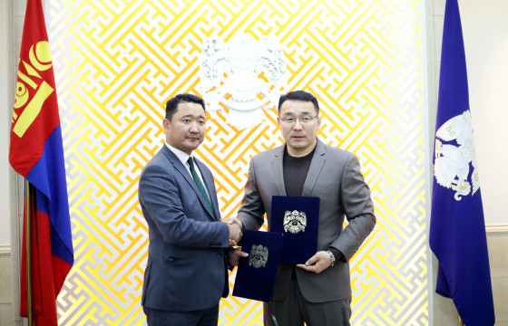 Хотын дарга МҮОНРТ-тэй хамтын ажиллагааны санамж бичиг байгуулжээ