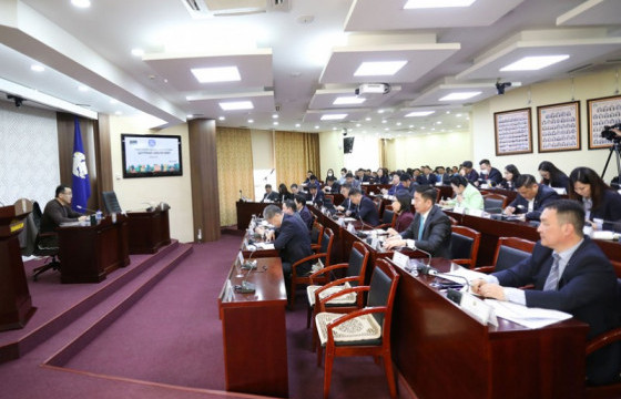 Хүүхдийн тоглоомын талбайнуудыг угааж цэвэрлэн, засаж сайжрууллаа