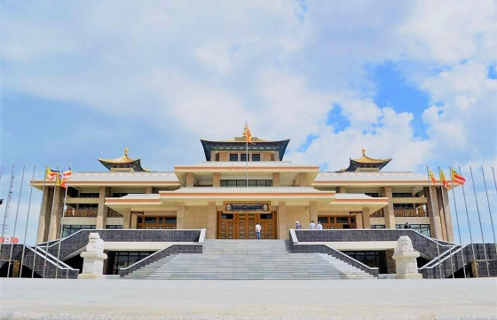 Бурхан багшийн чандар өнөөдөр Монгол Улсад ирнэ