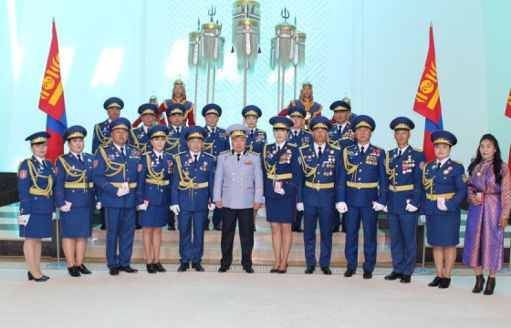 ОБЕГ-ын тогооч, гал түймэр унтраах автомашины жолооч нарыг одон, медалиар шагнажээ 