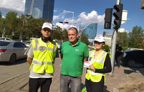 Жуулчдад мэдээлэл, дэмжлэг туслалцаа үзүүлэх 