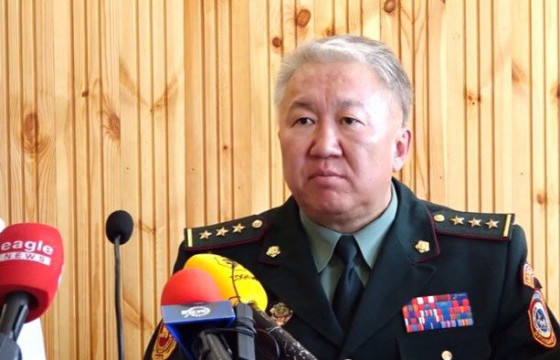 Р.ЧИНГИС:  Амиа алдсан цэргийн ар гэрийнхэнтэй нь уулзаж, харамсаж байгаагаа илэрхийлсэн