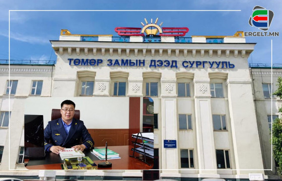 ТӨМӨР ЗАМЫН ДЭЭД СУРГУУЛИЙН ЗАХИРАЛ У.МЯГМАРСҮРЭН: 54 битгий хэл нэг ч оюутнаас хахууль аваагүй. АТГ-т шалгуулахад бэлэн байна