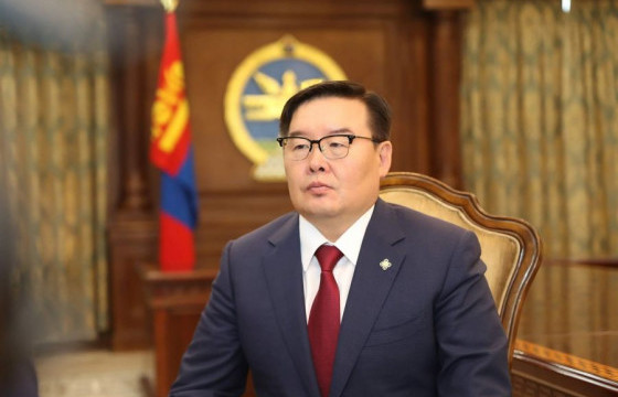 Г.ЗАНДАНШАТАР ДАРГЫН АЖЛЫН АЛБАНЫ МЭРГЭЖИЛТЭН: Дарга өчигдөр орой Баян-Өлгий-Улаанбаатар чиглэлийн онгоцоор ирсэн