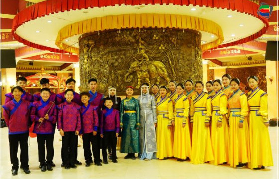 Б.БАТТАЙВАН: БАГШИЙНХАА ЭХЛҮҮЛСЭН ҮЙЛ ХЭРГИЙГ ҮРГЭЛЖЛҮҮЛЭХИЙН ТУЛД ХАНЬТАЙГАА “БОЛОР ЭГШИГЛЭН” ХАМТЛАГАА БАЙГУУЛСАН