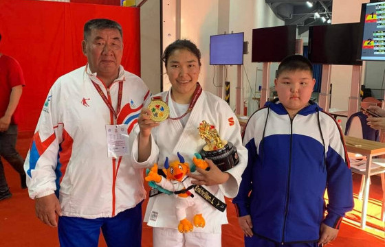 “Улаанбаатар их дуулга-2022” тэмцээнд Л.Энхрийлэн түрүүллээ