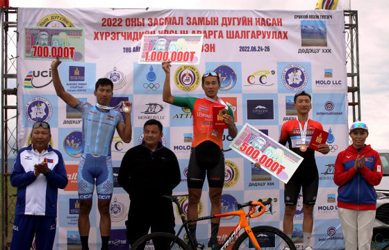 ОУХМ Б.Марал-Эрдэнэ дугуйн спортын улсын аварга боллоо