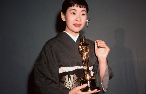 “Оскар”-ын шагнал хүртсэн анхны ази жүжигчин Үмеки Миёошигийн түүх