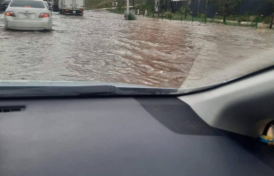 Аадар борооны улмаас Яармагийн зам дээр их хэмжээний ус тогтжээ