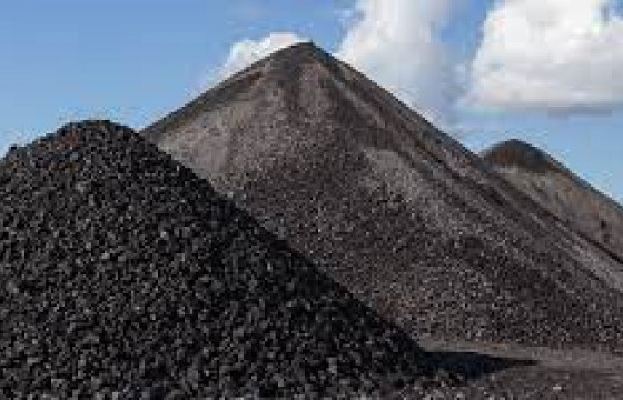 Оффшор дахь гангийн зах зээл суларч,  нүүрсний ханшийн уналт үргэлжлэв