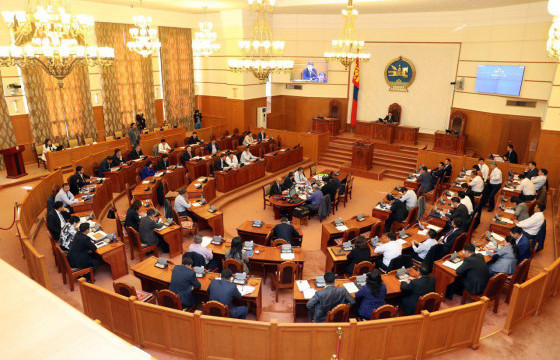 Засгийн газрын хуралдаан үргэлжилж байна