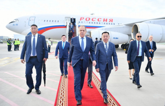 ОХУ-ын Гадаад хэргийн сайд С.В.Лавров Монгол Улсад ирлээ