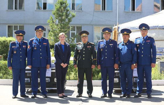 НОБГ жишиг сургалтын танхимын техник хэрэгсэл, тоног төхөөрөмжийг хүлээлгэн өглөө