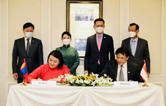 ХНХЯ-ны сайд А.Ариунзаяа Сингапурын хамтын ажиллагааны санамж бичигт гарын үсэг зурлаа