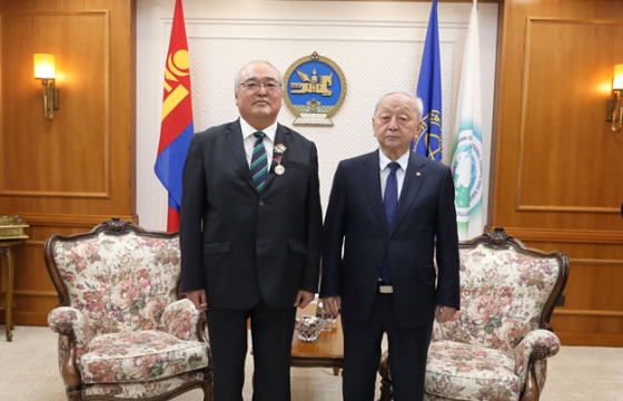 Академич Ж.Амарсанааг Сүхбаатарын одонгоор шагнажээ