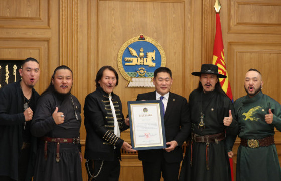 Ш.Энхийн-Од болон “The HU” хамтлаг Ерөнхий сайдын нэрэмжилт шагнал хүртжээ