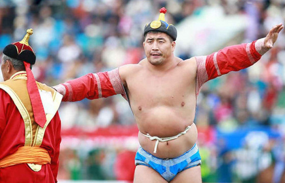 Ц.СОДНОМДОРЖ: Шижигнэсэн сайхан залуу бөхчүүд төрөн гарсанд баяртай байна