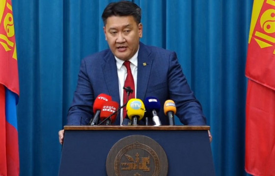 Б.Жавхлан: Бид гадаад зах зээлийг дагахаас өөр арга байхгүй