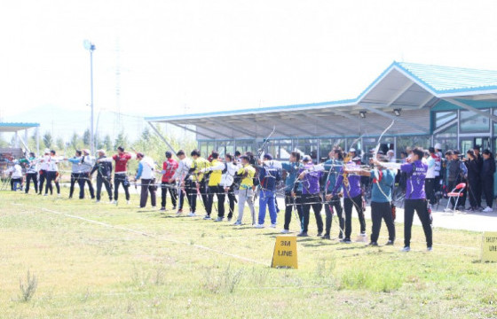 Монголын бүх ард түмний спортын XV наадмын байт харвааны шигшээ тэмцээн эхэллээ