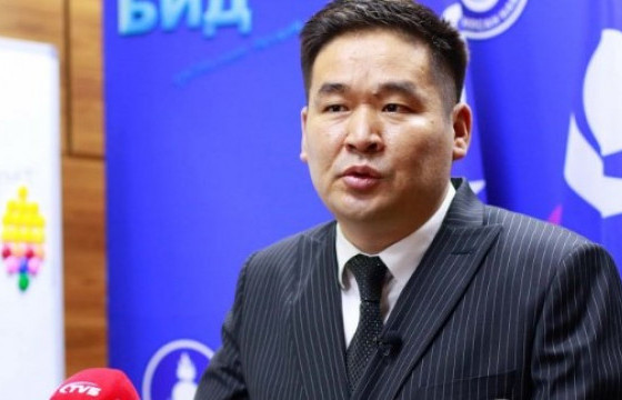 И.МӨНХЖАРГАЛ: Ардчилсан намын дотоод асуудалд МАН оролцохгүй байхыг анхааруулж байна 