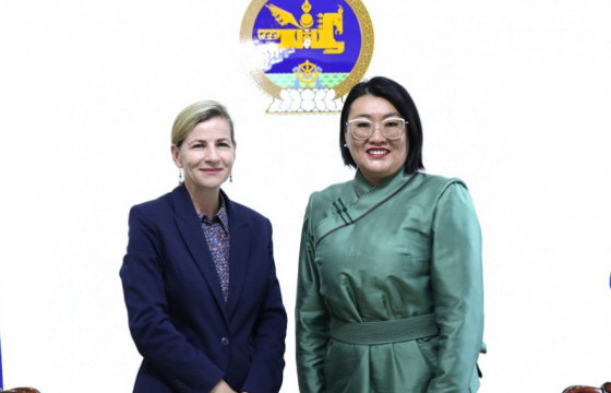 Австралид ажиллах болон амрах визийн зохицуулалтын хэрэгжилтийн талаар ярилцлаа