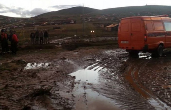 Үерийн усанд автсан 211 иргэнийг авран хамгаалжээ