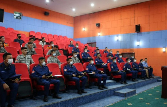 Шинээр томилогдсон алба хаагчид сургалтад хамрагдаж байна