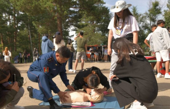 “Өөрийгөө хамгаалъя” сургалтад 600 орчим багш, сурагч хамрагдлаа