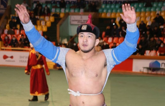 Ө.БАТЗУЛ: Наадмаас гурван сарын өмнө допингийн шинжилгээ өгөхөд зүгээр байсан