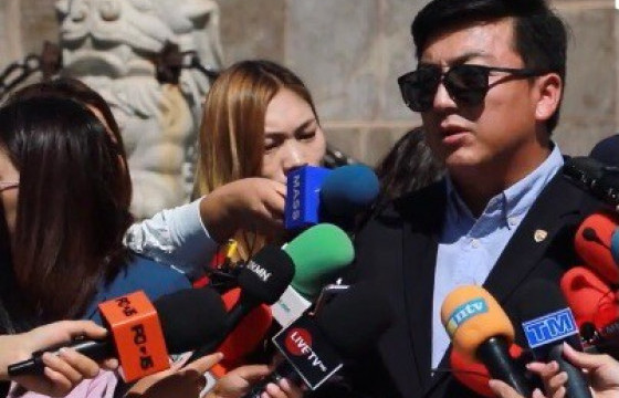 ТЭЭВЭРЧДИЙН НЭГДСЭН ХОЛБОО: Зам, тээврийн хөгжлийн сайд Л.Халтар огцрох цаг нь болсон