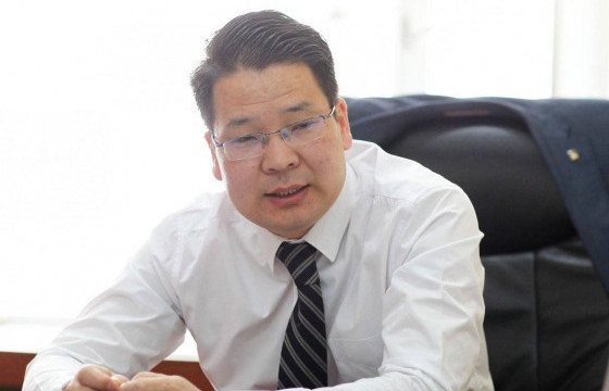 БШУЯ: ЕБС-ийн сурагчдын сурах бичгийн түгээлт ирэх сарын 15-н гэхэд дуусна