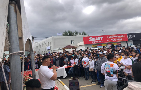 О.ХАНГАЙ: Хүүхэд байхаасаа тарвас тарьж өслөө