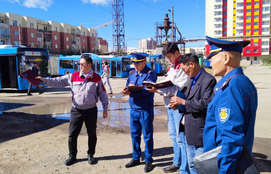Нийтийн тээврийн үйлчилгээ эрхлэгч аж ахуйн нэгж, байгууллагуудад хяналт шалгалт хийж байна