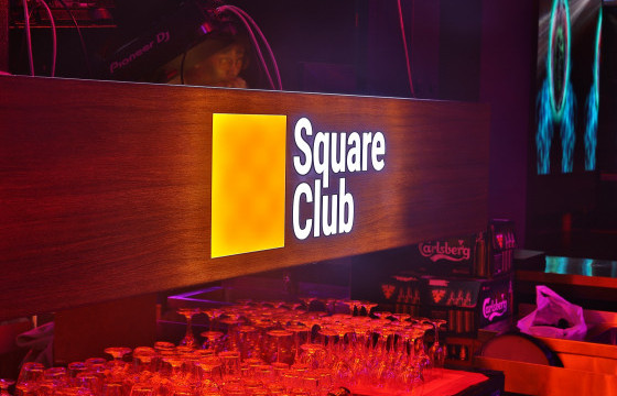 Тайчигч баарны үйлчлүүлэгч, үйлчлэгч хоёроос хар тамхи илэрчээ