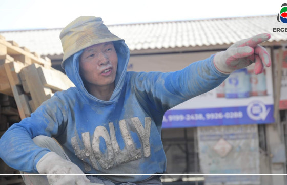 ЗУРГААН ЖИЛД 130 МЯНГАН ТОНН ЦЕМЕНТ БУУЛГАСАН Ү.ГАНТУЛГА