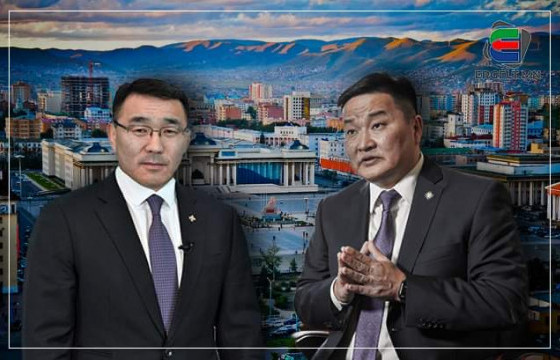 СУМ, СҮХ ХОЁР УЛААНБААТАРААР ТОГЛОЖ БАЙНА ДАА