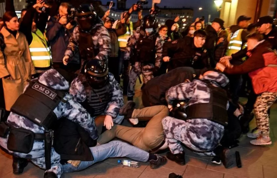 Цэргийн дайчилгаанаас зугтсан иргэдэд 15 жилийн хорих ял ногдуулна гэв