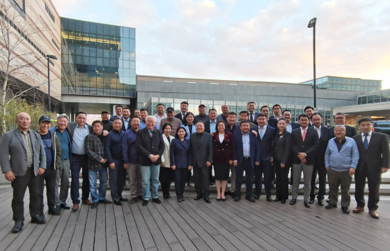 Ардчилсан намыхан нэгдэх уулзалт хийжээ