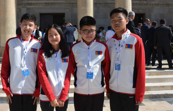 Шатарчин хүүхдүүд дэлхийн аваргын эхний хожлоо авлаа