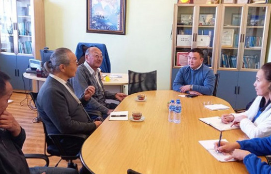 “Малын эмч нарын практик чадавхыг нэмэгдүүлэх нь” төслийн хүрээнд доктор, профессор Нарияки Нонака уулзалт хийлээ